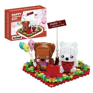 BNIB - Valentine's Brown and White Bear Building Set
